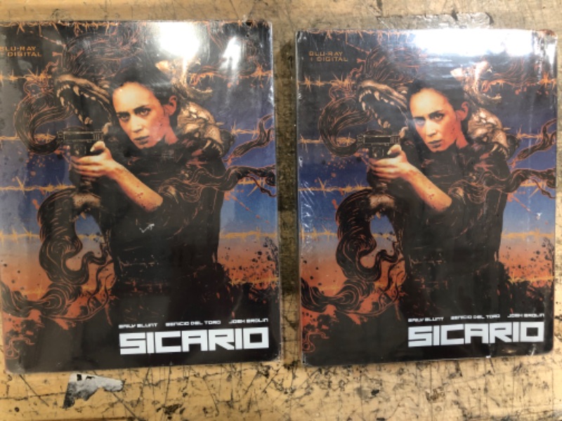 Photo 2 of (X2) Sicario (Target Exclusive SteelBook)(Blu-ray + Digital)
