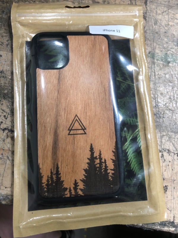 Photo 1 of alto iphone 11 case wood