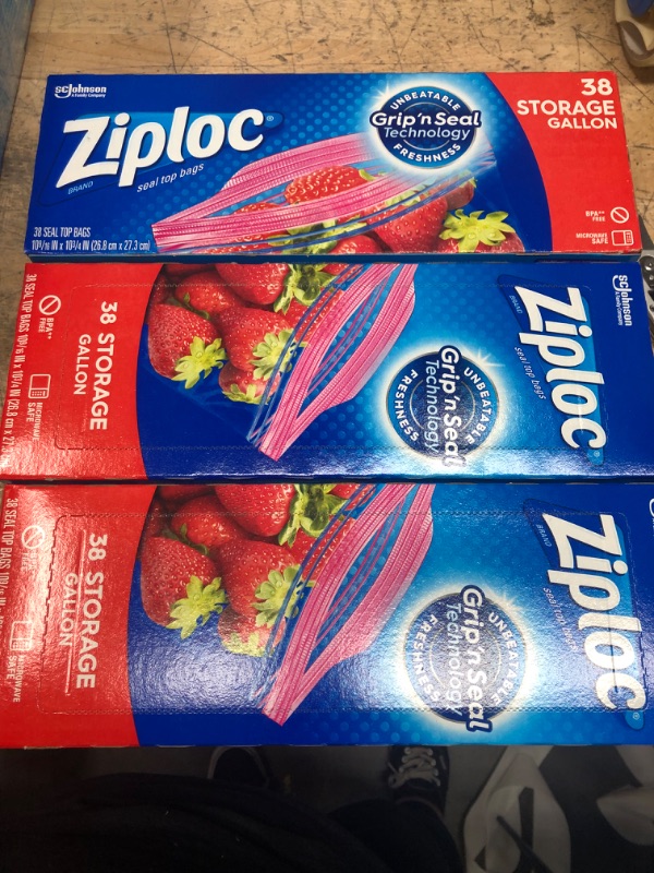 Photo 1 of 3 pack --- Ziploc Double Zipper Storage Bags, Plastic, 1 gal, 1,75 mil, Clear, 38/Box