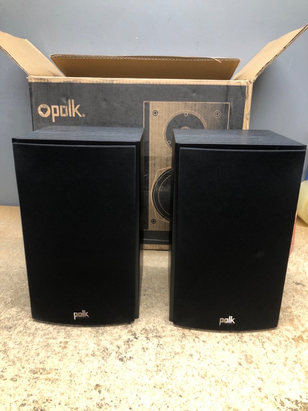 Photo 2 of Polk Audio T15 Bookshelf Speakers Pair Black