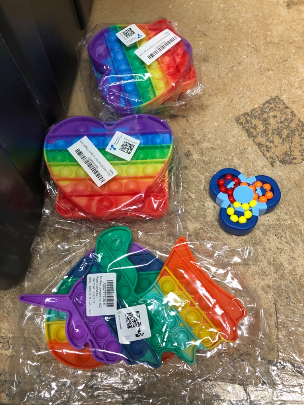 Photo 1 of Bundle of 4
Fidget Pop Toys 