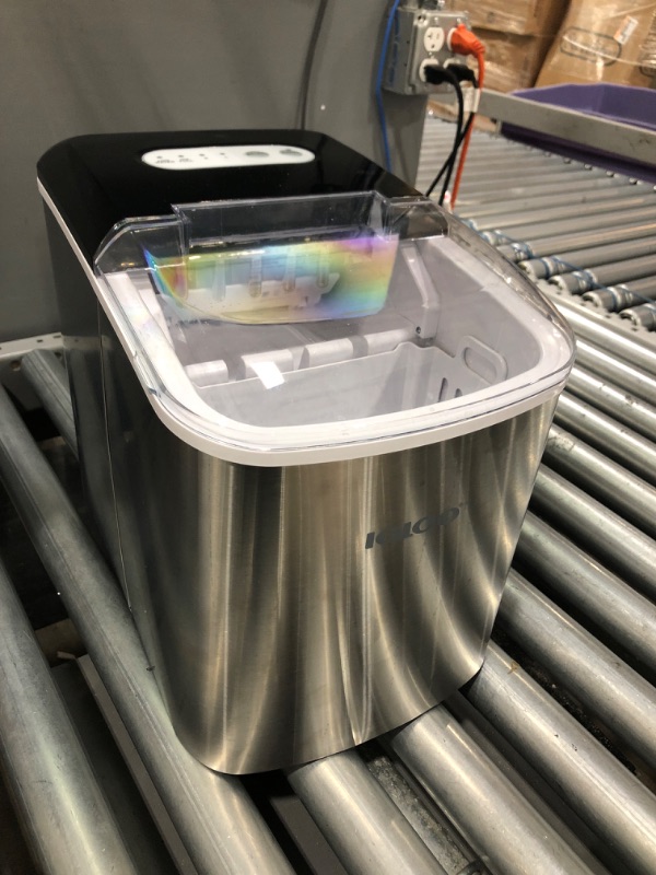 Photo 1 of Igloo Automatic Portable Electric Countertop Ice Maker Machine