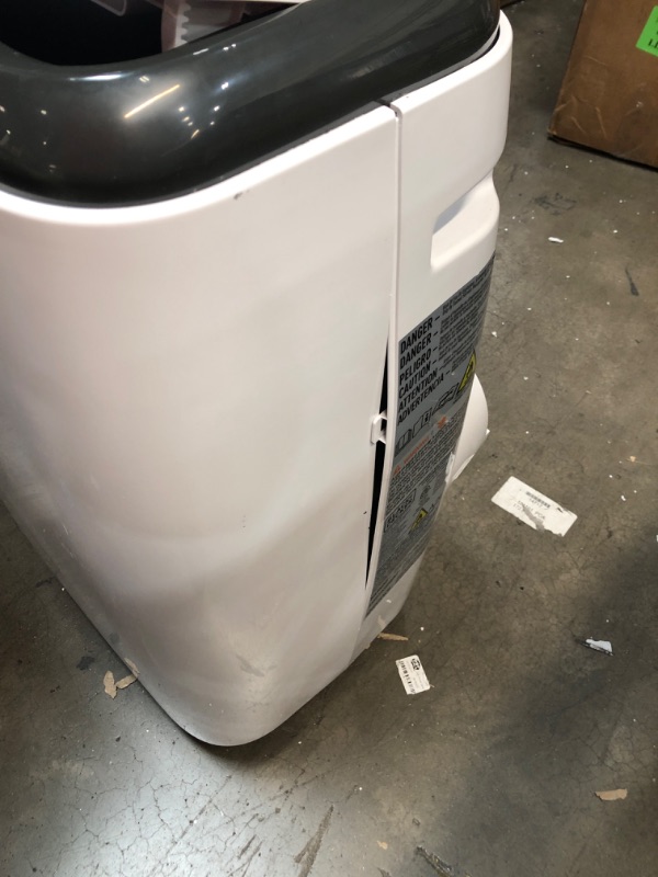 Photo 4 of ***PARTS ONLY*** Black+Decker 12000 Btu Portable Air Conditioner With Heat And Remote Control White