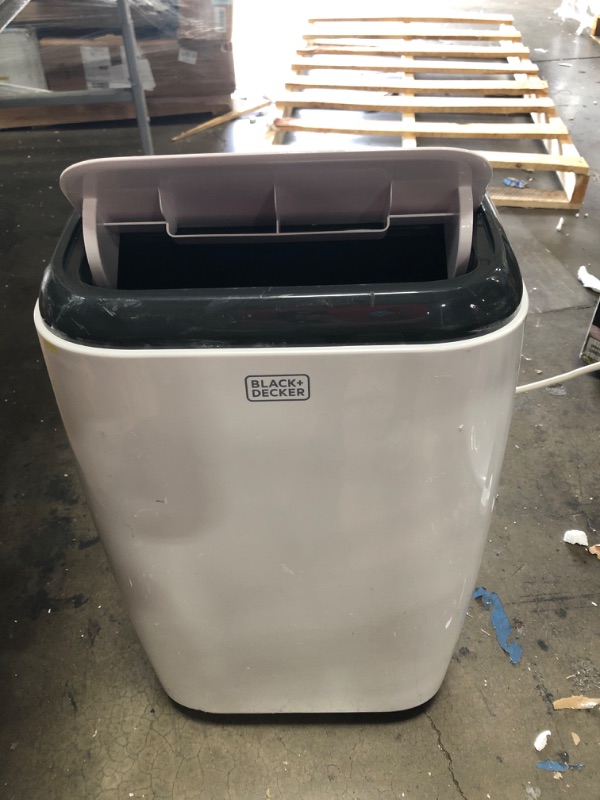 Photo 2 of Black & Decker 8,000 Btu Sacc or 12,000 Btu Ashrae 128 Portable Air Conditioner
