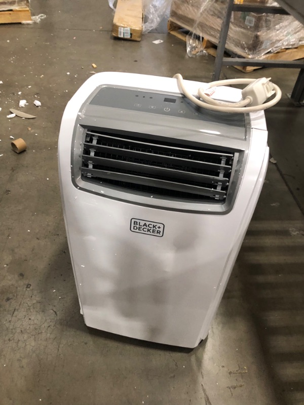 Photo 3 of **not functional doesn't turn on// parts only!!!BLACK+DECKER BPACT12WT Large Spaces Air Conditioner Portable, 12,000 BTU, White
