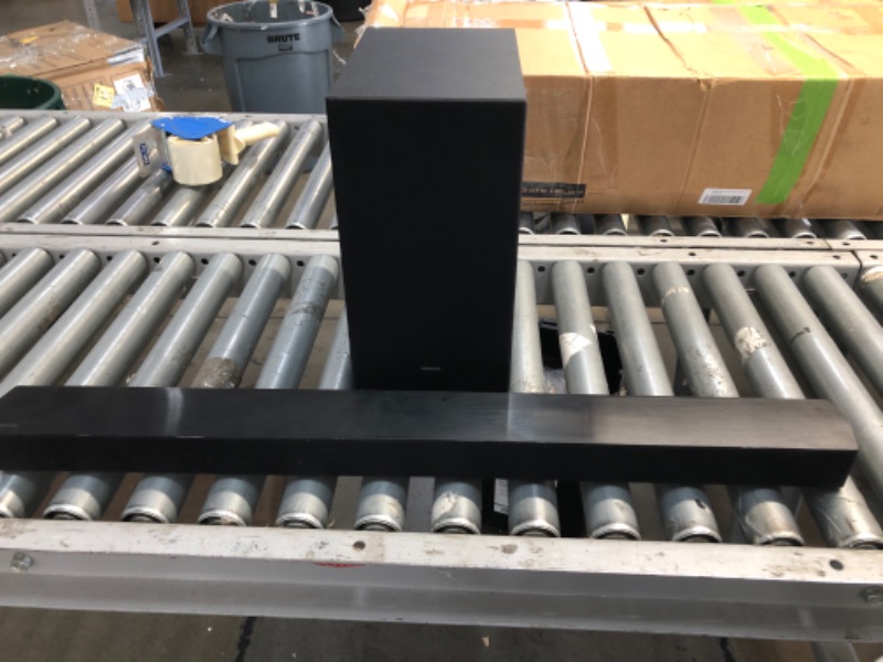 Photo 2 of ***PARTS ONLY*** SAMSUNG HW-B450 2.1ch Soundbar w/Dolby Audio, Subwoofer Included, Bass Boosted, Wireless Bluetooth TV Connection, Adaptive Sound Lite, Game Mode, 2022

