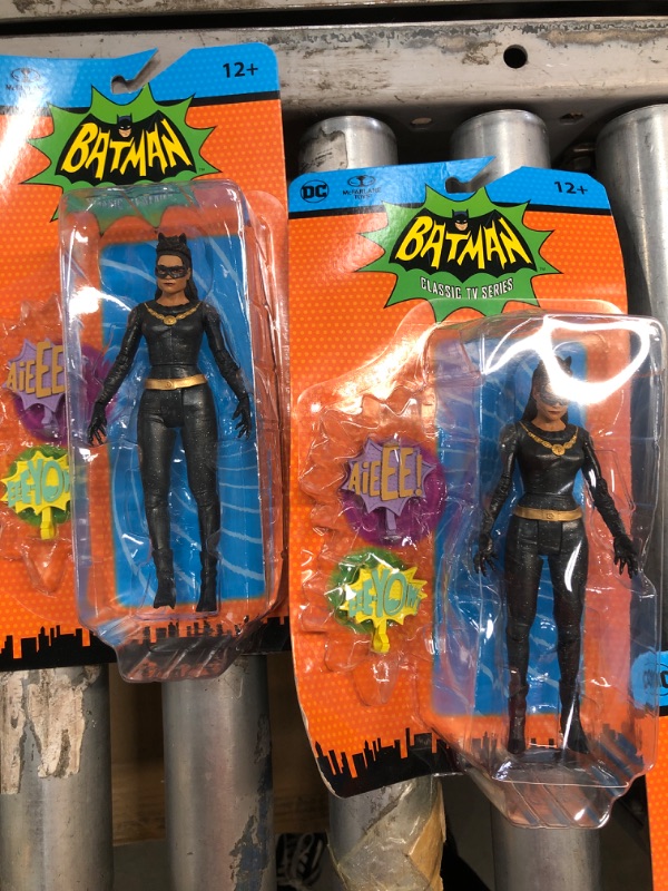 Photo 1 of 2PK-McFarlane DC Retro 6In - Batman 66 - Catwoman Season 1 Action Figure
