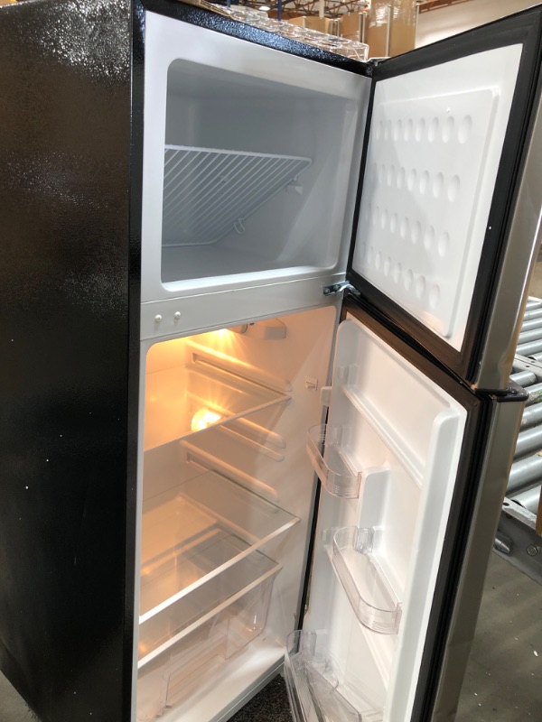 Photo 4 of Frigidaire EFR751, 2 Door Apartment Size Refrigerator with Freezer, 7.2 cu ft, Platinum Series, Stainless Steel, 7.5
