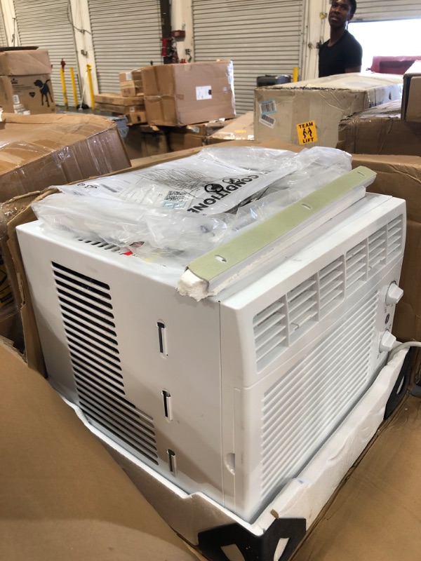 Photo 3 of ***PARTS ONLY*** GE® 5,000 BTU 115-Volt Electronic Window Air Conditioner with Remote and Eco Mode, White, AHW05LZ

