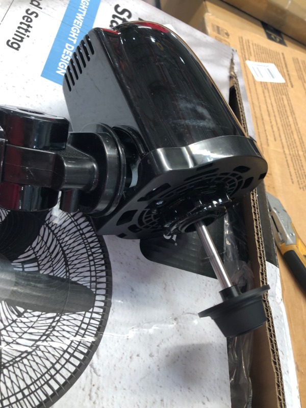 Photo 6 of PELONIS PFS45A5BBB 18 Inch 5-Blade Oscillating Adjustable Standing Pedestal Remote LED Display 5 Speed Setting and 7-Hour Timer Fan Black
