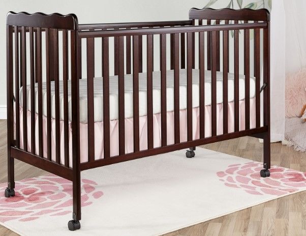 Photo 1 of Carson/Classic 2 in 1 Convertible Crib
