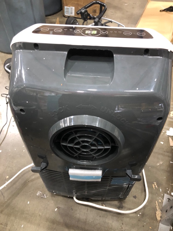 Photo 6 of (DAMAGE)SereneLife SLPAC8 Portable Air Conditioner Compact Home AC Cooling Unit with Built-in Dehumidifier & Fan Modes, Quiet Operation, Includes Window Mount Kit, 8,000 BTU, White
**BROKEN COMPONENT SHOWN IN IMAGES**