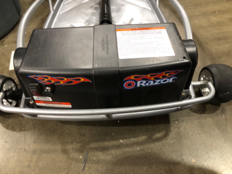 Photo 4 of (DOES NOT FUNCTION)Razor Electric Ground Force Drifter Go Kart 24 V Powered Ride-On
**POWERS ON, DOES NOT ACCELERATE/FUNCTION**