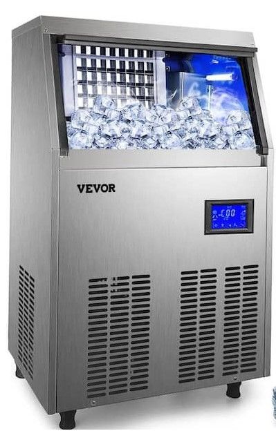 Photo 1 of **PARTS ONLY**(DAMAGED)VEVOR 33 lb. Bin Stainless Steel Freestanding Ice Maker Machine with 130 lb. / 24 H Commercial Ice Maker in Silver
**DOOR STAYS OPEN AND DOES NOT CLOSE**