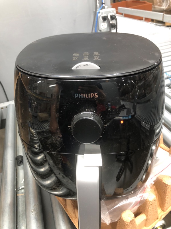 Photo 2 of Philips Premium Airfryer XXL with Fat Removal Technology