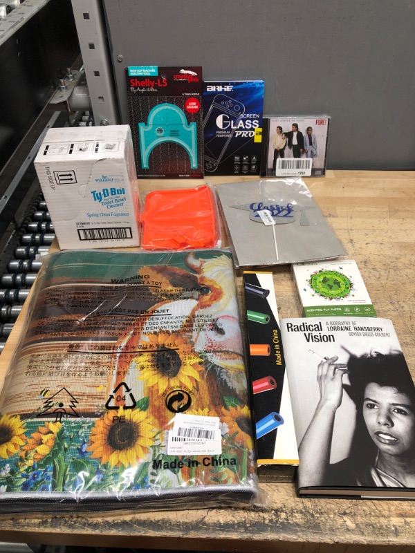 Photo 1 of 11 item home goods bundle