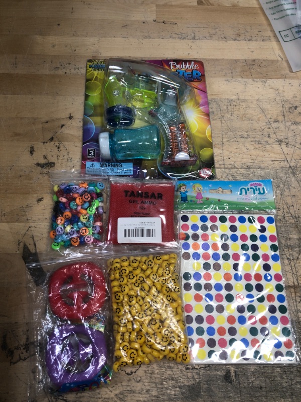 Photo 1 of Children's toys bundle - 6 Items