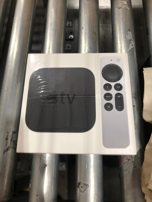 Photo 2 of 2021 Apple TV 4K (32GB)
