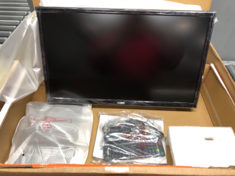 Photo 2 of Naxa NTD2256 22" Class LED TV/DVD/Media Player/Car Package