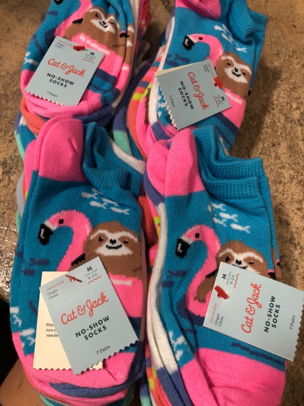 Photo 2 of 4 PACK - Girls' Sloth 7pk No Show Socks - Cat & Jack™
