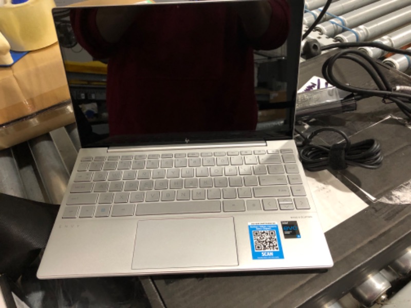 Photo 4 of  HP Envy 13.3" FHD Laptop with Intel 4 Core i5-1135G7 / 8GB RAM / 256GB SSD / Windows 10 (Silver)