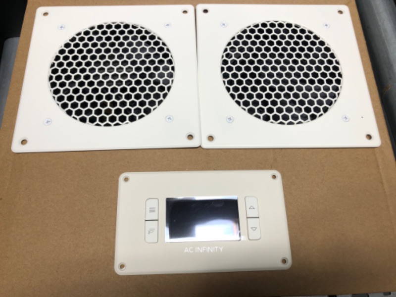 Photo 2 of AC Infinity AIRPLATE T8 White, Quiet Cooling Dual-Fan System 6"