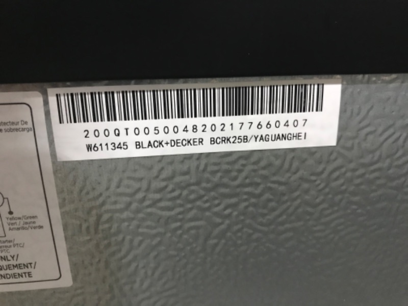 Photo 1 of (DOES NOT FUNCTION)Black & Decker Compact Refrigerator - 2.5 cu ft - Black
**DOES NOT GET COLD**