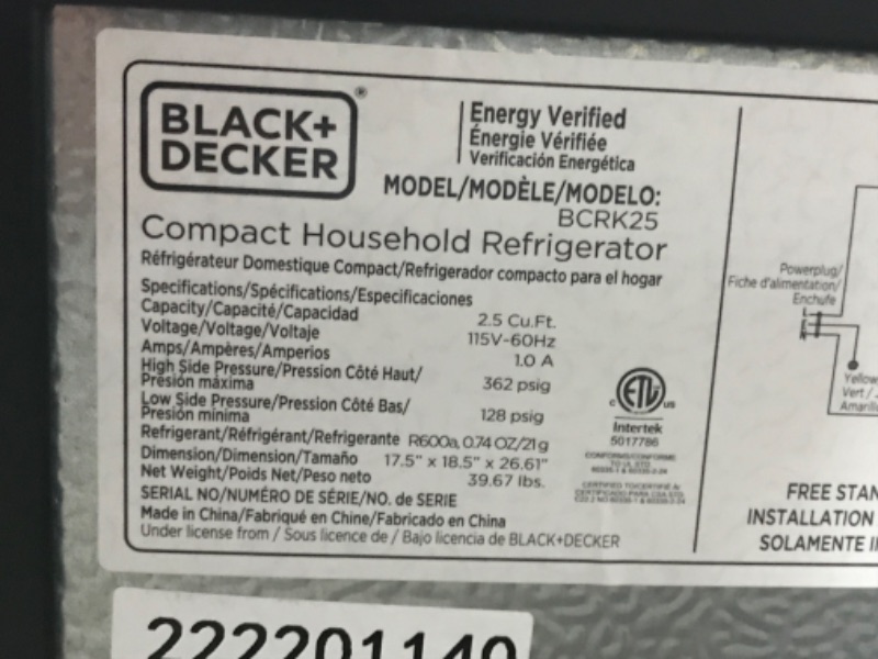 Photo 4 of (DOES NOT FUNCTION)Black & Decker Compact Refrigerator - 2.5 cu ft - Black
**DOES NOT GET COLD**