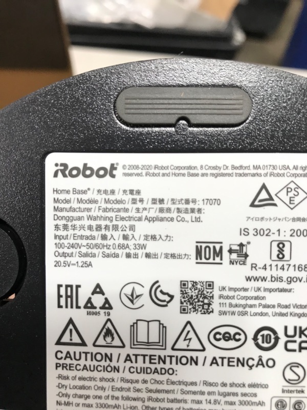 Photo 7 of see notes about functionality 
iRobot Roomba 694 Robot Vacuum-Wi-Fi Connectivity, Personalized Cleaning Recommendations, Works with Alexa, Good for Pet Hair, Carpets, Hard Floors, Self-Charging, Roomba 694
