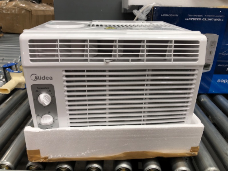 Photo 5 of Midea 5000 BTU Window Air Conditioner with Mechanical Controls 15.35"D x 15.98"W x 12.05"H
