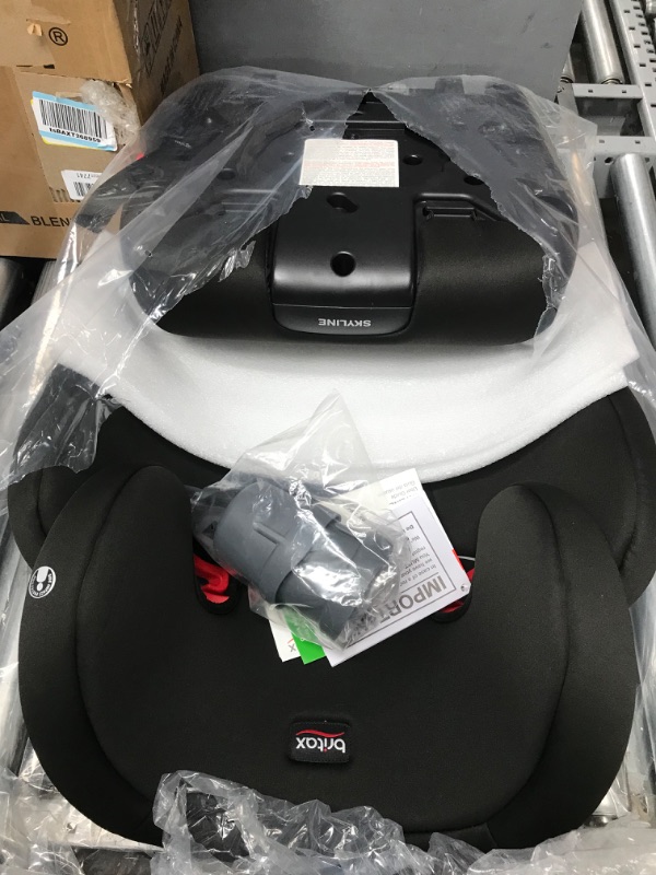 Photo 2 of (STOCK PHOTO IS FOR REFERENCE) Britax Highpoint Backless Belt-Positioning Booster Seat, SafeWash Black Ombre