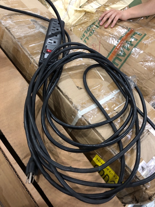 Photo 1 of 10 ft extension cord 