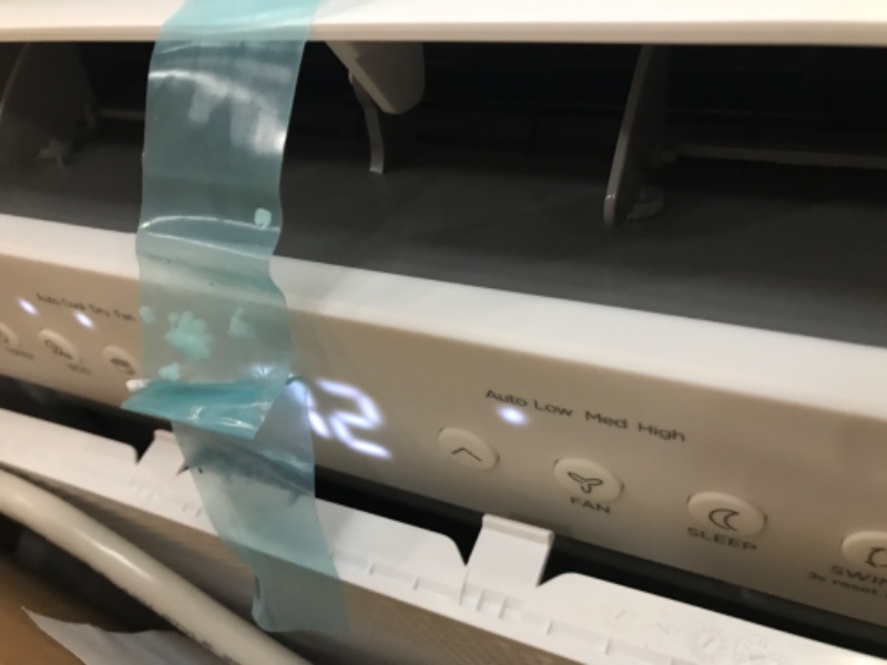 Photo 1 of TESTED BLOWS COLD AC**
Midea 8,000 BTU U-Shaped Inverter Window Air Conditioner WiFi, 9X Quieter, Over 35% Energy Savings ENERGY STAR MOST EFFICIENT