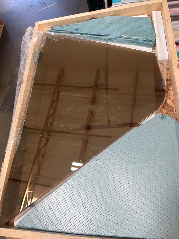 Photo 1 of 30x24"x9" custom cut table top - glass 