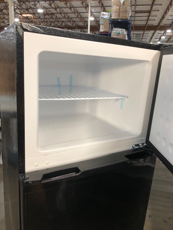 Photo 3 of ***PARTS ONLY*** RCA RFR741-BLACK Apartment Size-Top Freezer-2 Door Fridge-Adjustable Thermostat Control-Black-7.5 Cubic Feet
