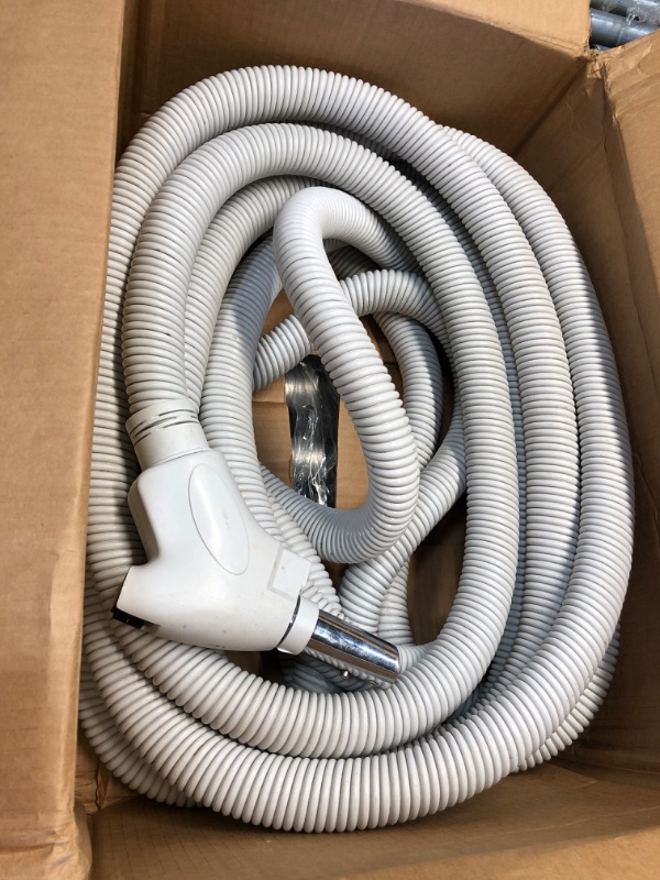 Photo 2 of (BROKEN-OFF HANDLE) Cen-Tec Systems 91353 Central Vacuum Hose 40 ft. Light Gray