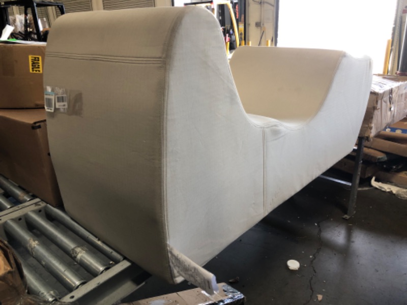 Photo 1 of USED: ZINUS Lotus Zero Gravity Chaise Lounger / Foam Recliner for Living Room / Ergonomic Positioning for Better Relaxation / Pillow Included / No Assembly ?59"D x 23"W x 28.5"H