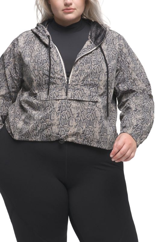 Photo 1 of SIZE:2 - Women's Good American Boa Print Anorak, Size 2 - Grey
