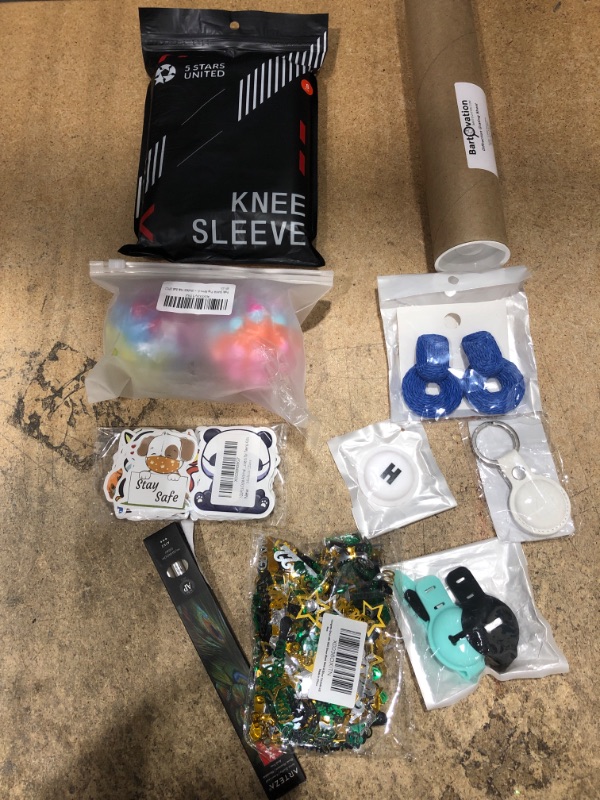 Photo 1 of 10 Items of Assorted Miscellaneous Things
