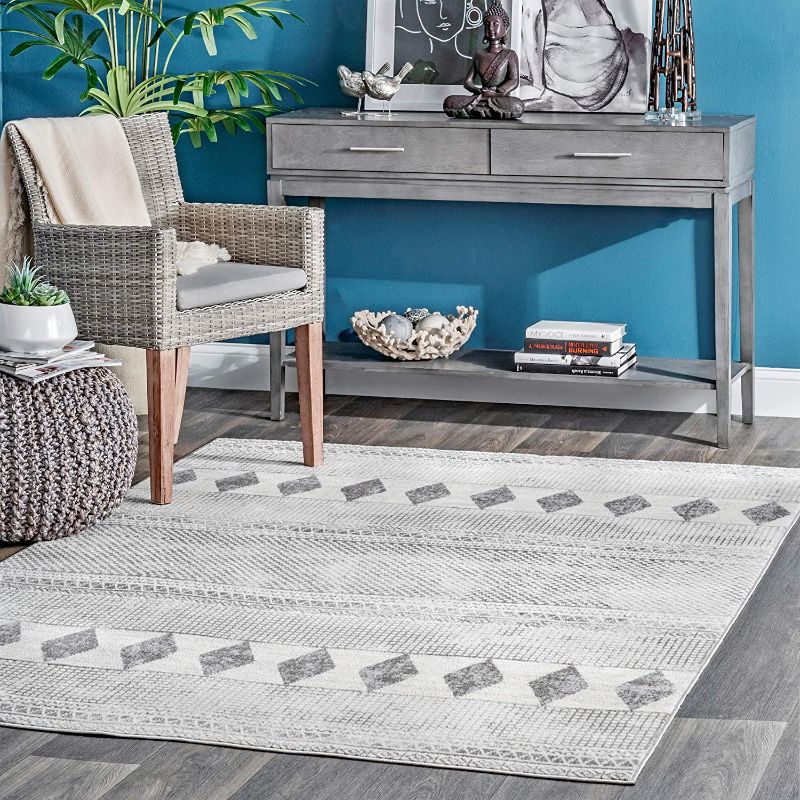 Photo 1 of nuLOOM Araceli Modern Tribal Area Rug, 3' x 5', Grey
