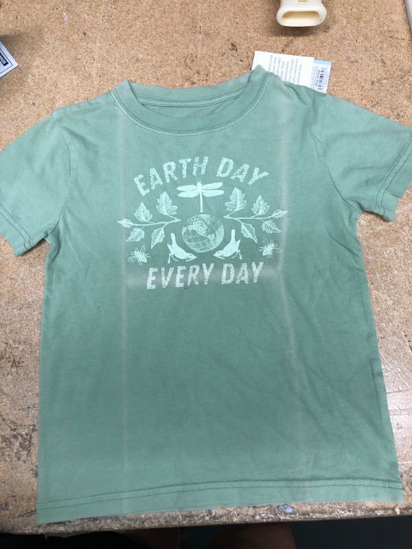 Photo 7 of 4 PACK**** (Xs) Boys' 'game Mode' T-shirt + (3M) Ribbed striped romper green + (6M) Carter's Just One You® Baby Boys' Shark + (4T) Toddler 'earth Day Shirt 