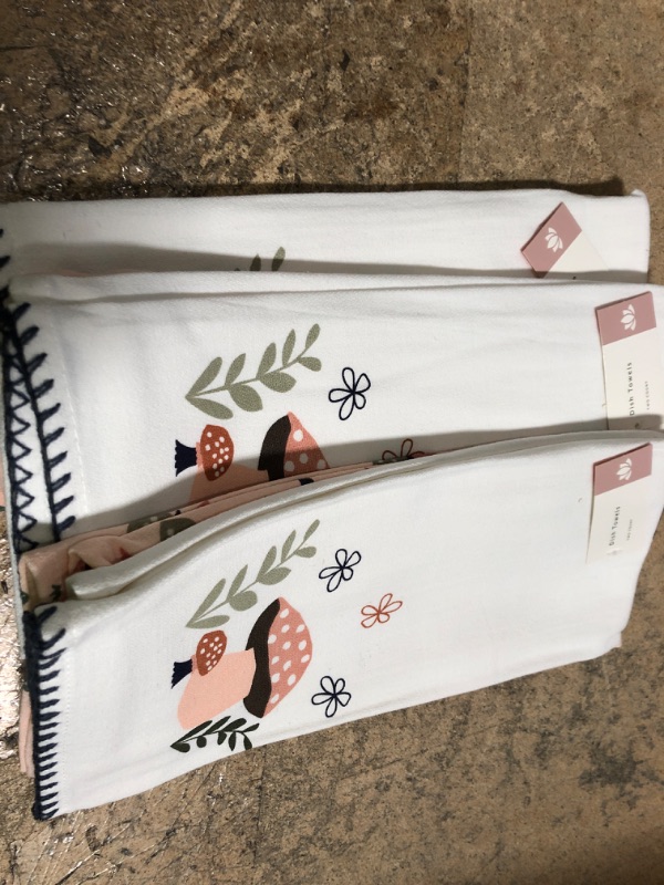 Photo 1 of 2 NEW Cotton Mushroom Kitchen Towels with ADORABLE Mushrooms ~ White and Pink - 3 pack
