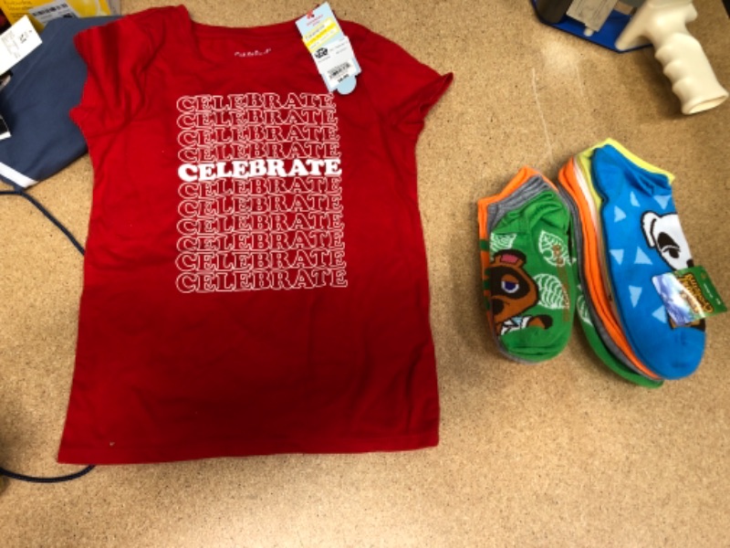 Photo 2 of 3 ITEMS))) 2 PACKS OF Kids' Nintendo Animal Crossing 6pk Socks (12 PAIRS TOTAL) - + Girls' 'Celebrate' Short Sleeve Graphic T-Shirt - Cat & Jack™ SIZE XS