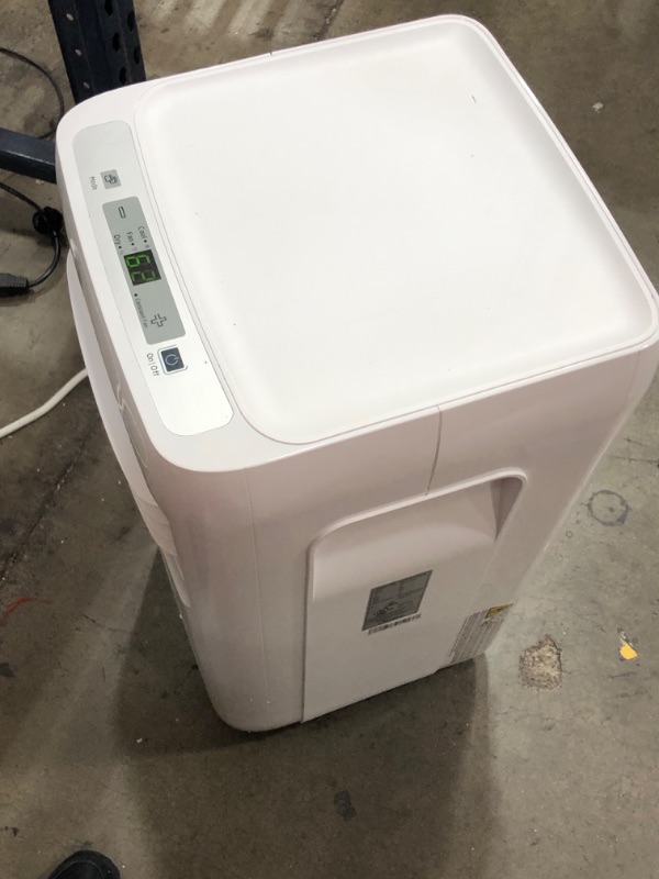 Photo 11 of  Midea 8,000 BTU Portable Air Conditioner