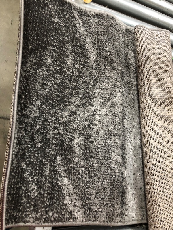 Photo 2 of 2 X 6 GRAY RUG 