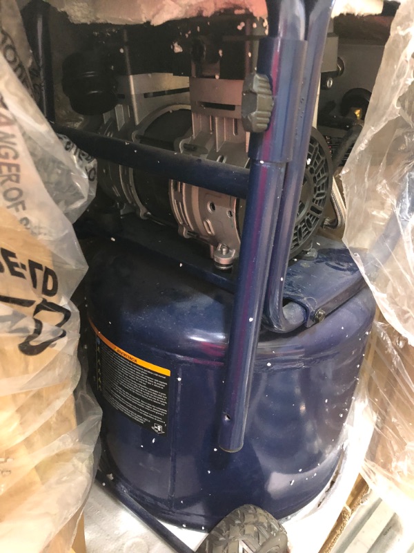 Photo 5 of **USED**
Stealth Professional 12 Gal. 150 PSI 2 Portable Electric Air Compressor
