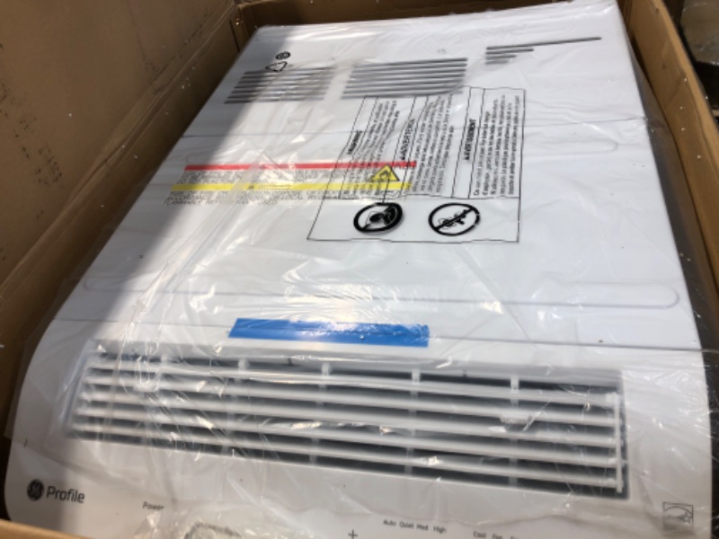 Photo 3 of AHTT06BC Full View Smart Window Air Conditioner with 6 000 BTU Capacity up to 250 Sq. Ft. Coverage Energy Star Delay
