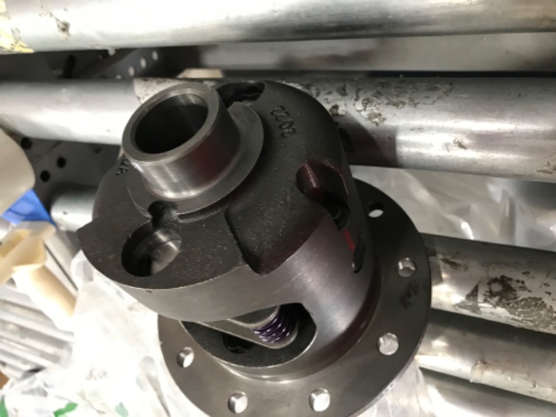 Photo 2 of **USED**
Yukon Dura Grip Positraction Units, Rear Differential, GM 8.5", 30-Spline
