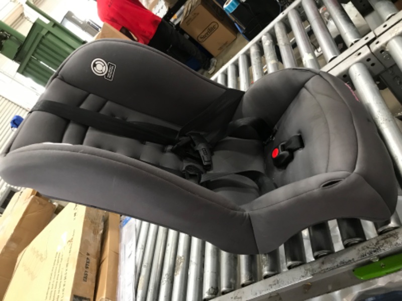 Photo 4 of **used**
Safety 1st Jive 2-in-1 Convertible Car Seat, Rear-Facing 5-40 pounds and Forward-Facing 22-65 pounds, Carbon Rose
