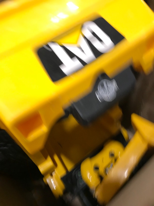 Photo 7 of **USED-NEEDS CLEANING**
Kid Trax Caterpillar D9 Bulldozer Toddler Ride On Toy, 12 Volt Battery, 3-5 Years, Max Rider Weight of 55 lbs, Single Rider, D9 Bulldozer,KT1136
